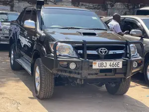Toyota Hilux 2008 Black