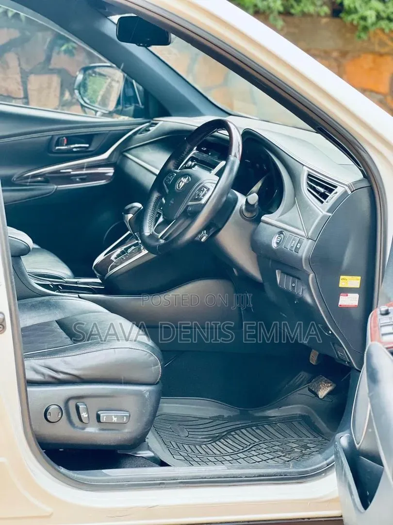Toyota Harrier 2016 White