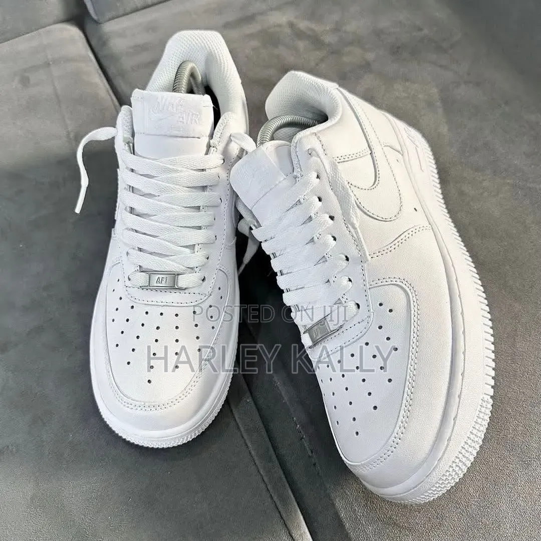 Bossman Sneakers