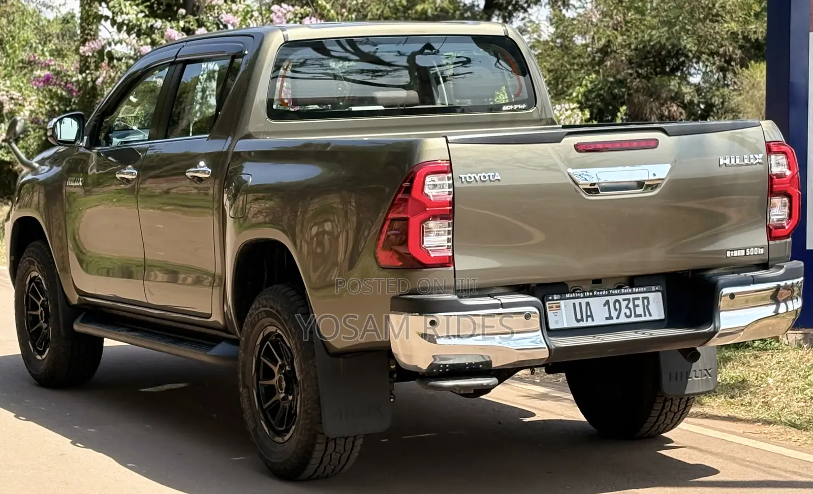 Toyota Hilux Revo Double Cab Deisel 2.8 AWD 2022 Green