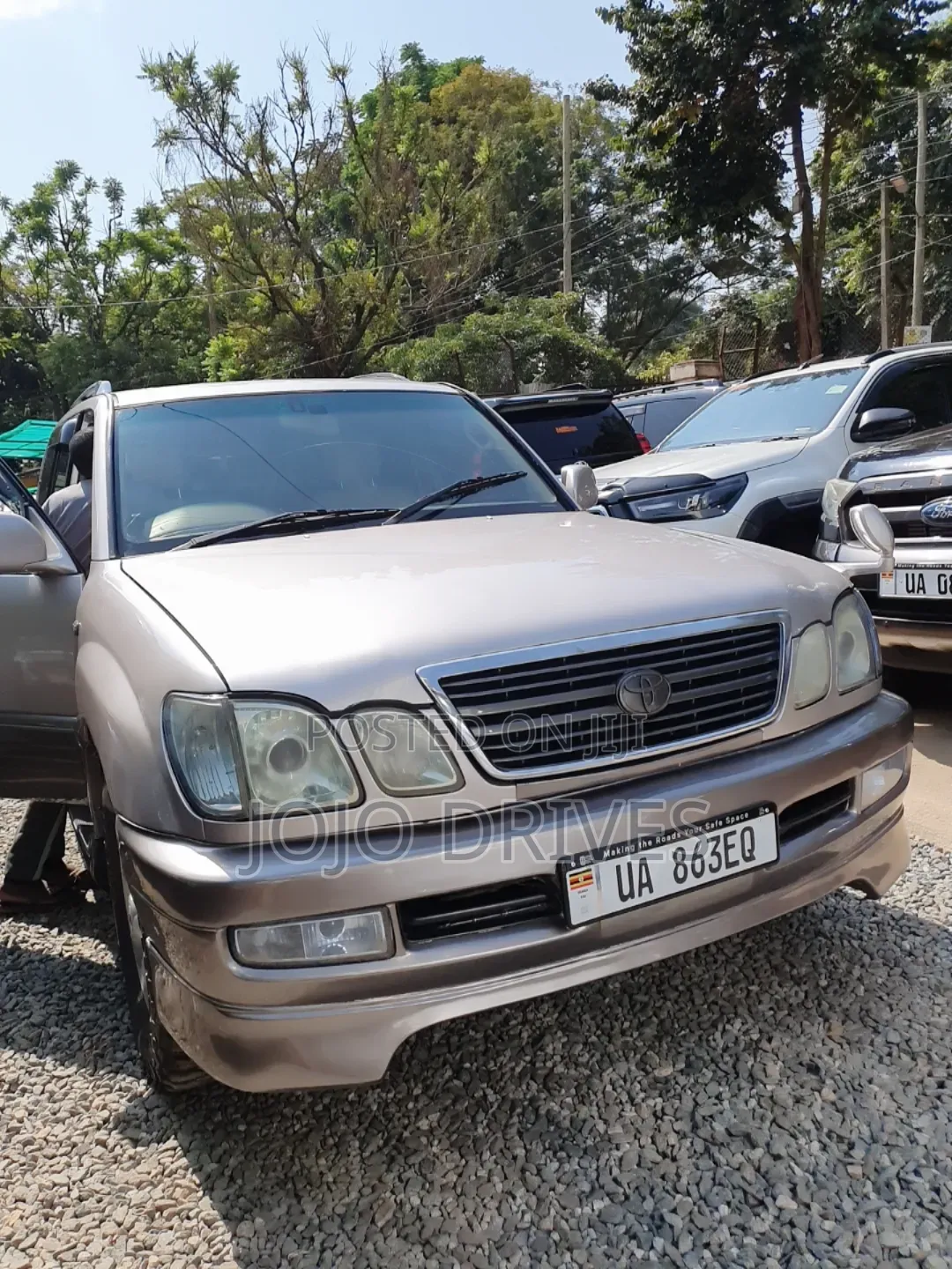 Toyota Land Cruiser Cygnus 4.7 2003 Silver
