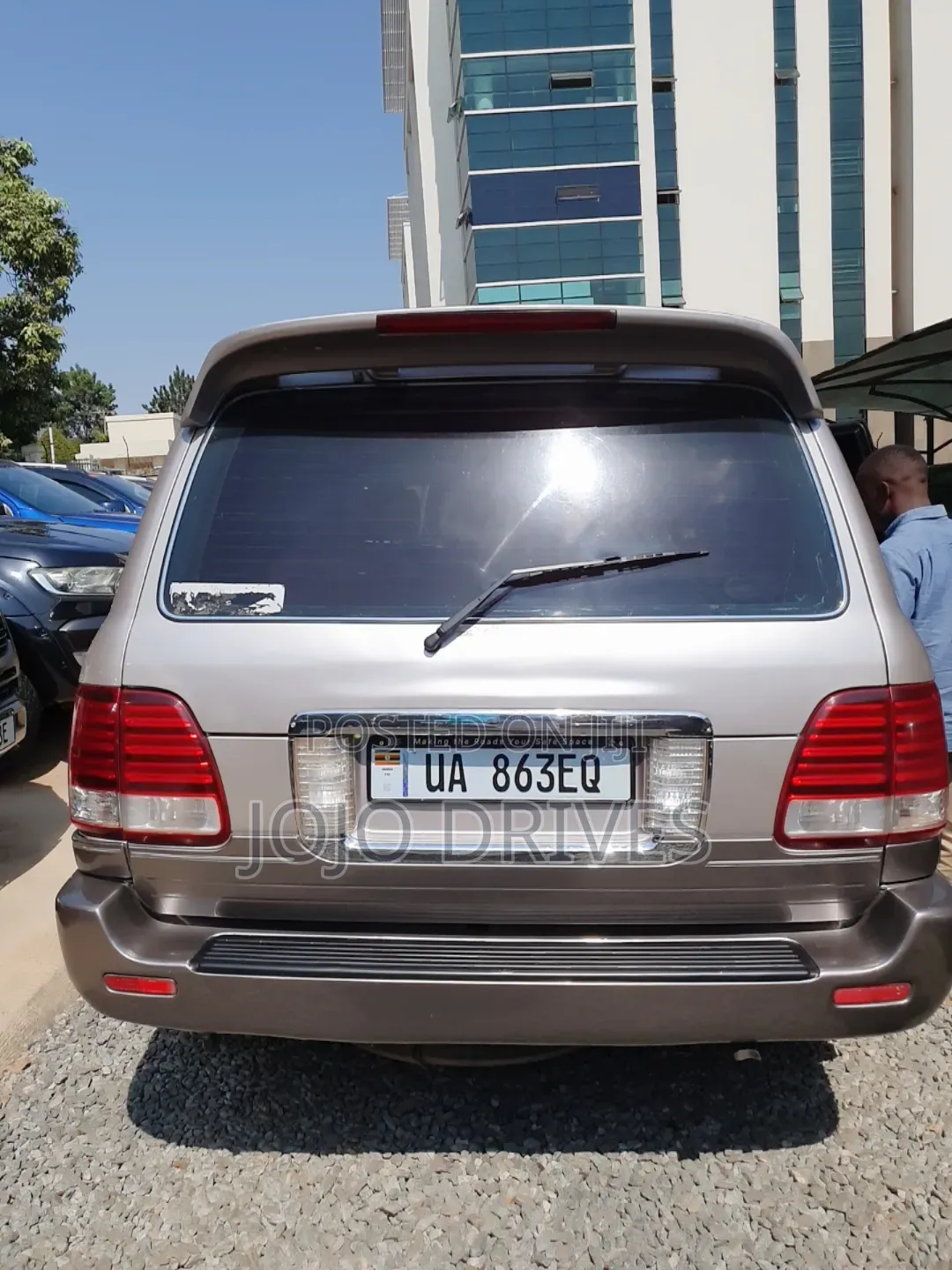 Toyota Land Cruiser Cygnus 4.7 2003 Silver