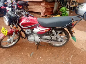 TVS HLX 125 2023 Red