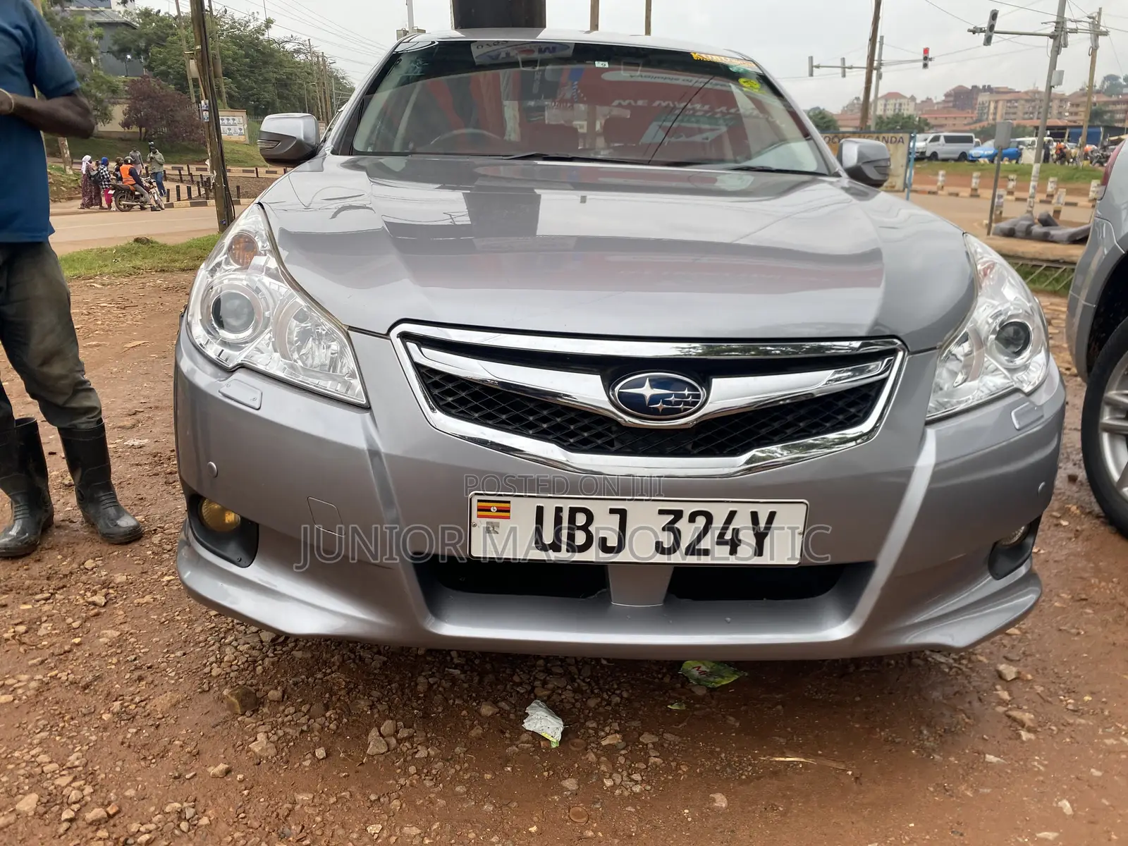 Subaru Legacy 2010 Silver