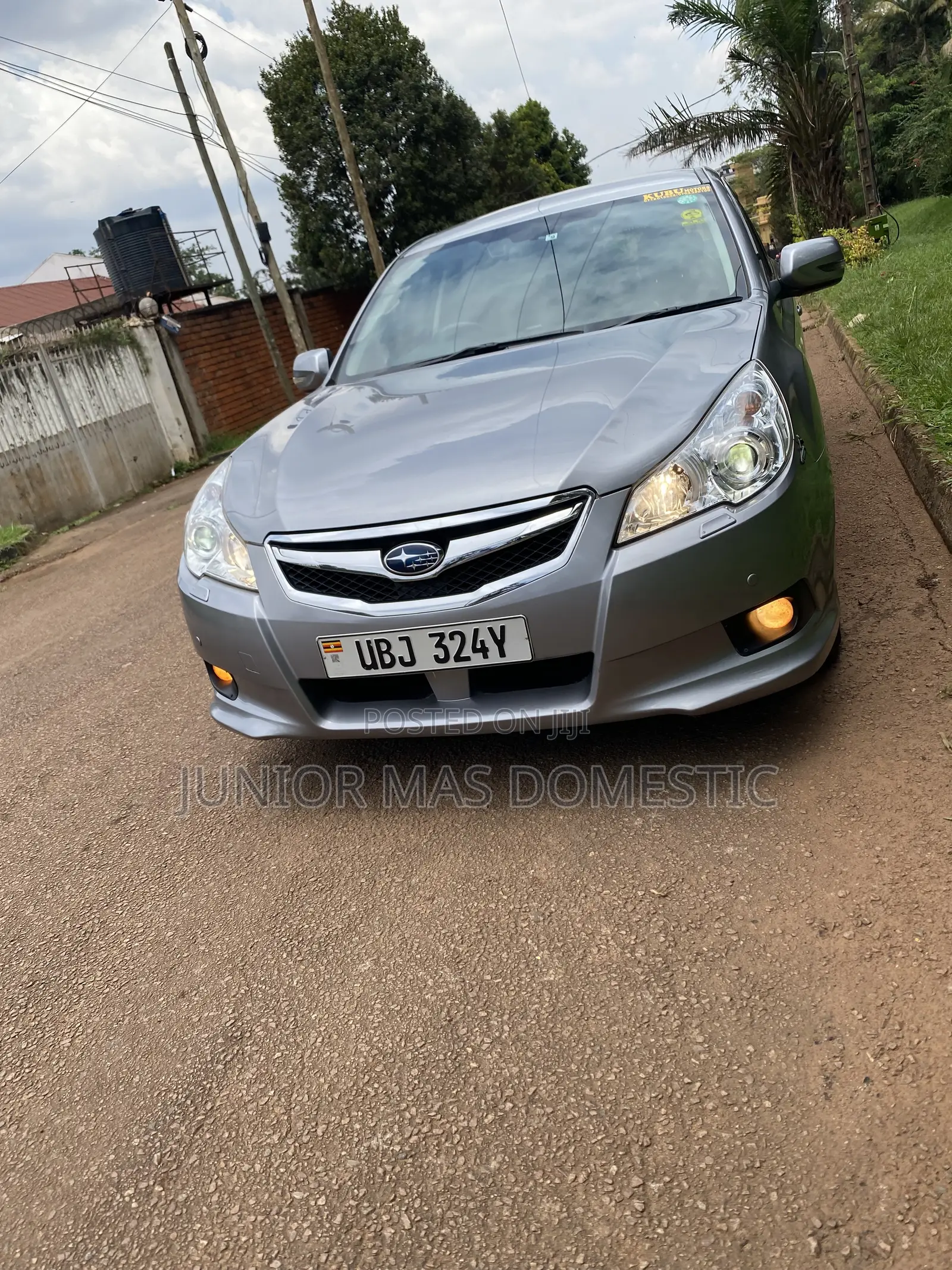 Subaru Legacy 2010 Silver