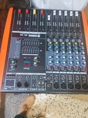 Yamaha Md600 Amp Mixer