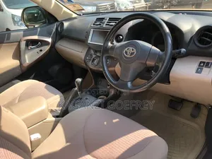 Toyota Vanguard 2008 Gold