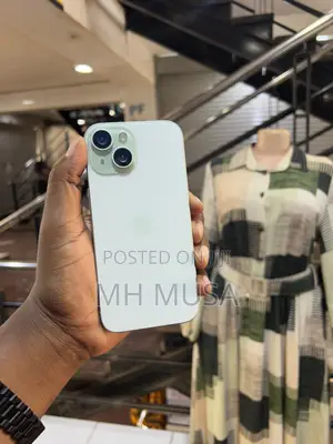 Apple iPhone 15 128 GB Green
