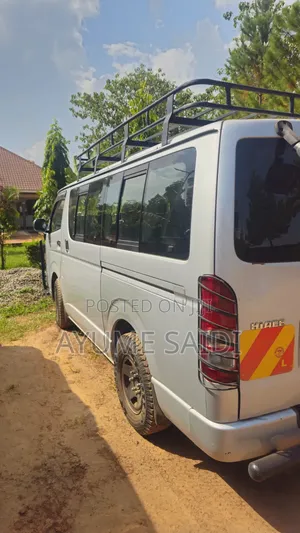 Toyota HiAce 2010 Grey
