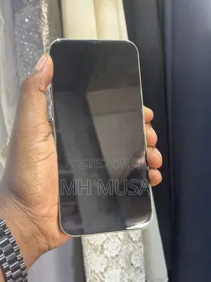 Apple iPhone 15 128 GB Green