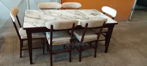 Mordern Dining Table WTH 6pcs Chairs