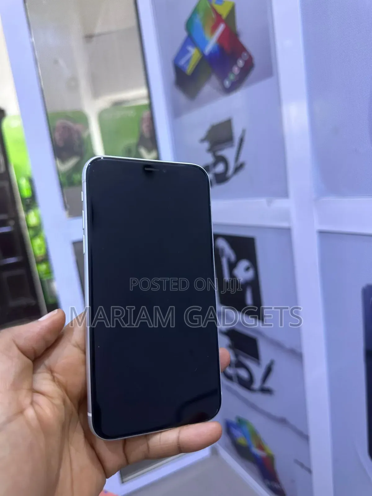 New Apple iPhone XR 128 GB White