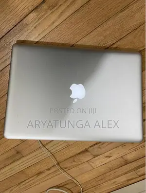 Laptop Apple MacBook 2011 4GB Intel Core i7 HDD 320GB