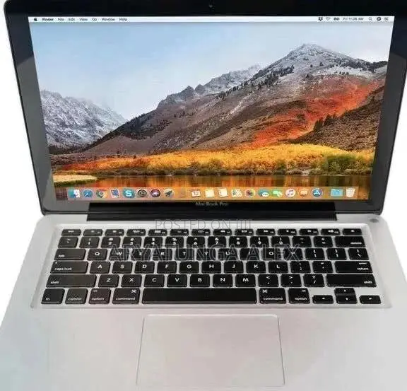 Laptop Apple MacBook 2011 4GB Intel Core i7 HDD 320GB