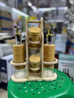 2 Oil Dispenser,2 Saltshaker With a Stand