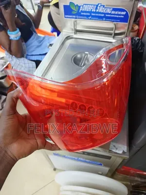 Acrylic Ice Bucket.
