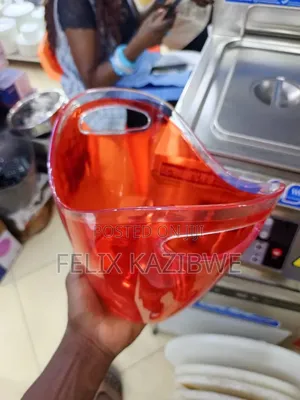 Acrylic Ice Bucket.
