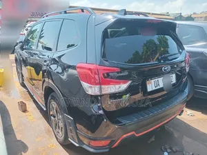 Subaru Forester 2018 Black