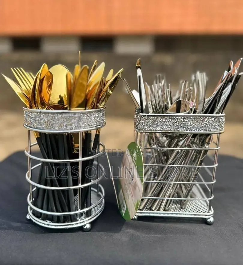 Glamorous Stainless Steel Cutlery Holder