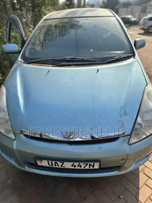 Toyota Wish 2006 Blue