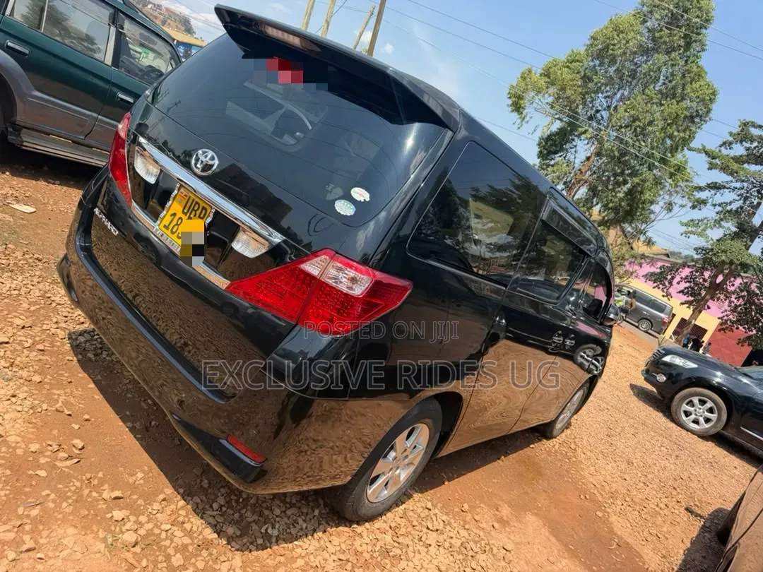 Toyota Alphard 2.4 Petrol FWD 2012 Black
