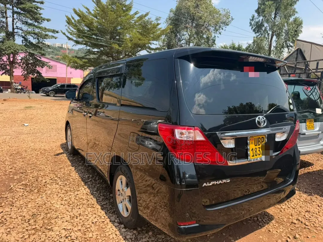 Toyota Alphard 2.4 Petrol FWD 2012 Black