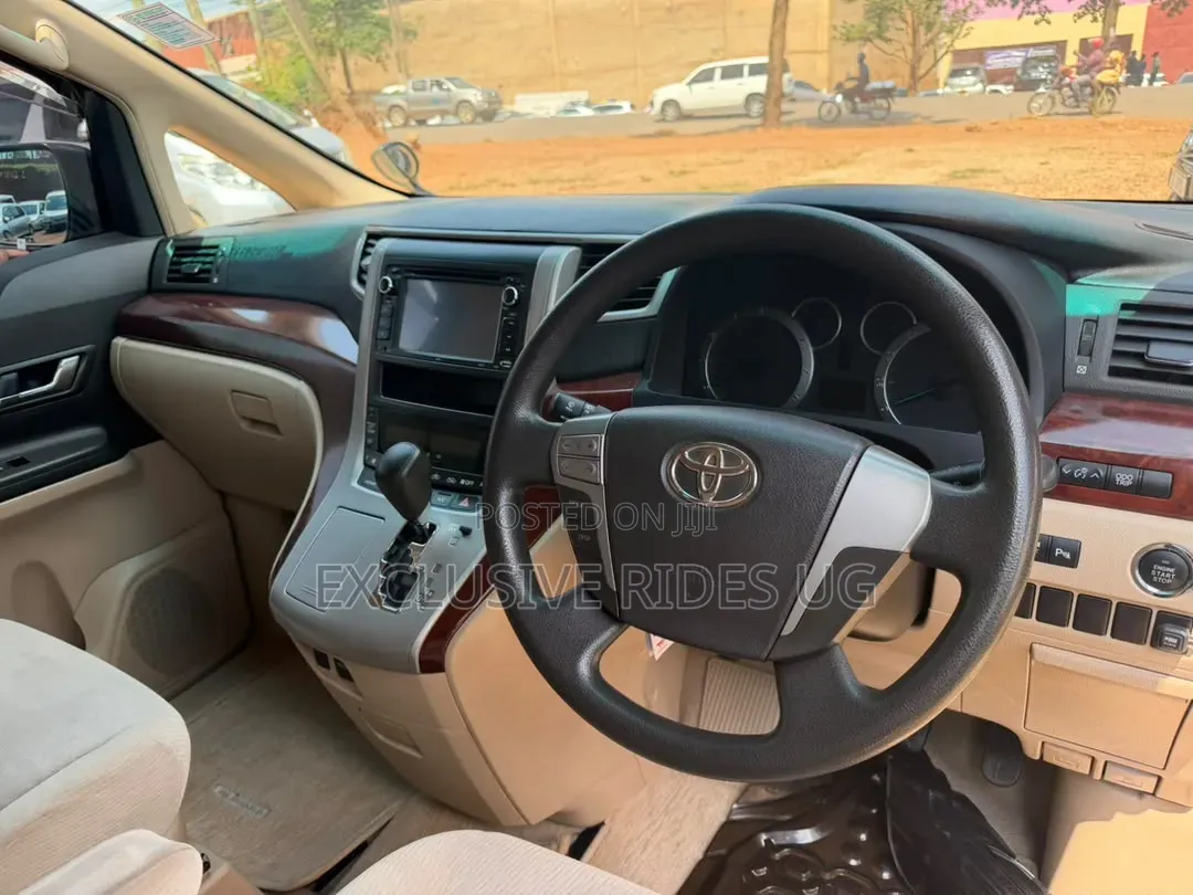 Toyota Alphard 2.4 Petrol FWD 2012 Black