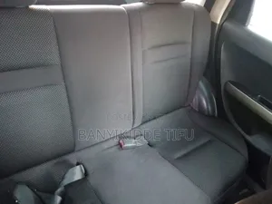 Toyota IST 2004 Silver