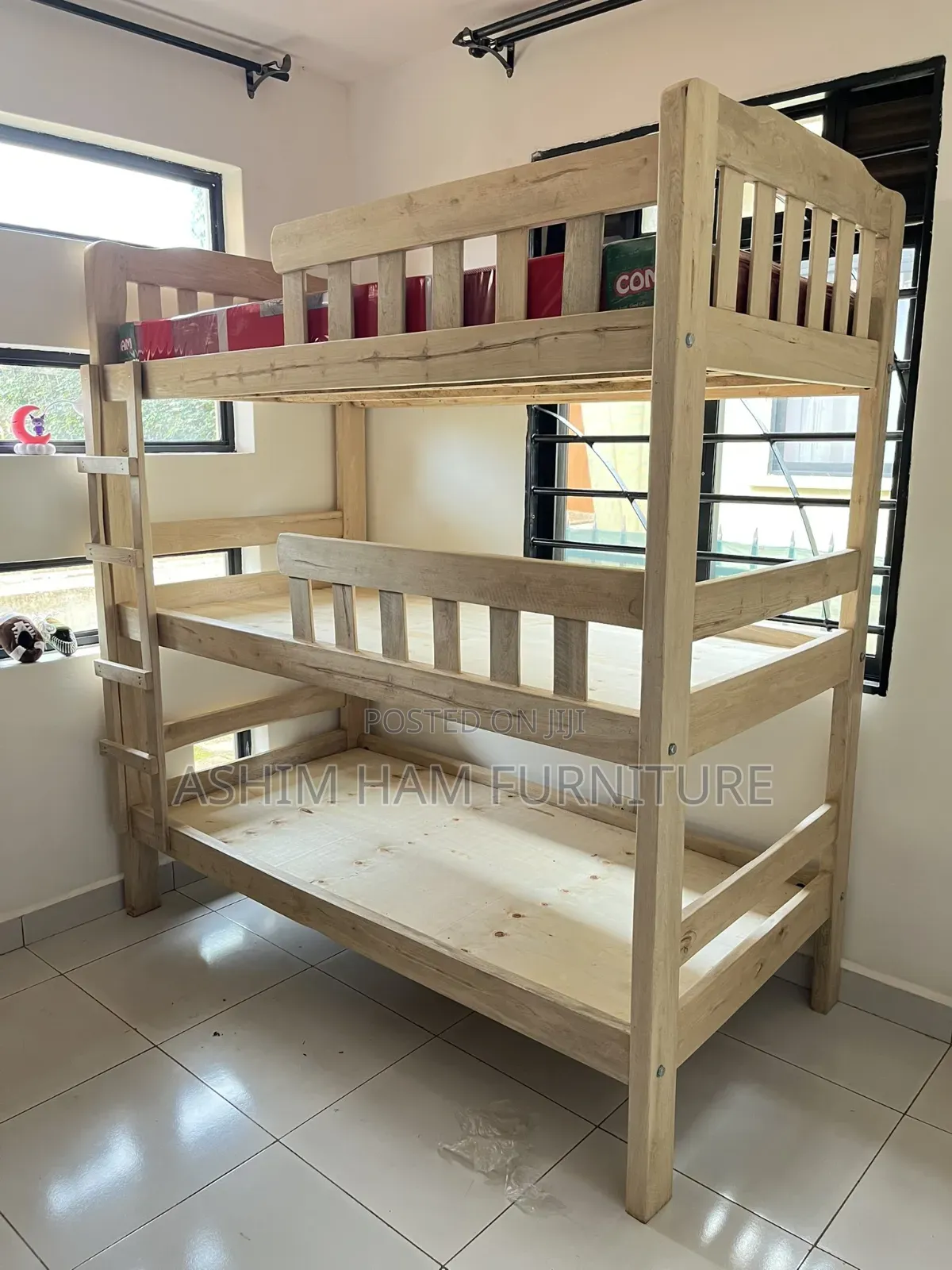 Modern Solid Triple Decker Bed/Bed