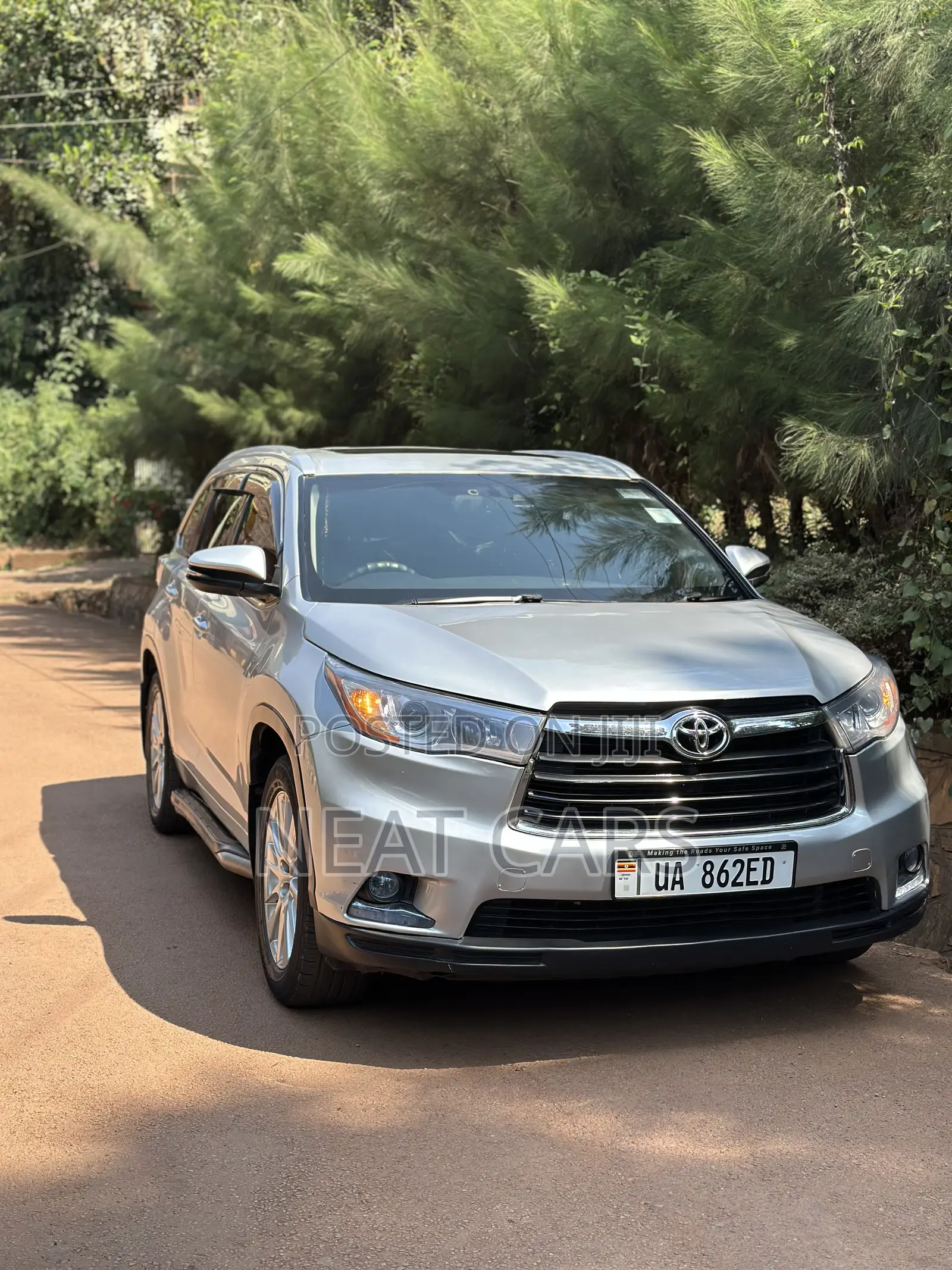 Toyota Kluger 2016 Silver