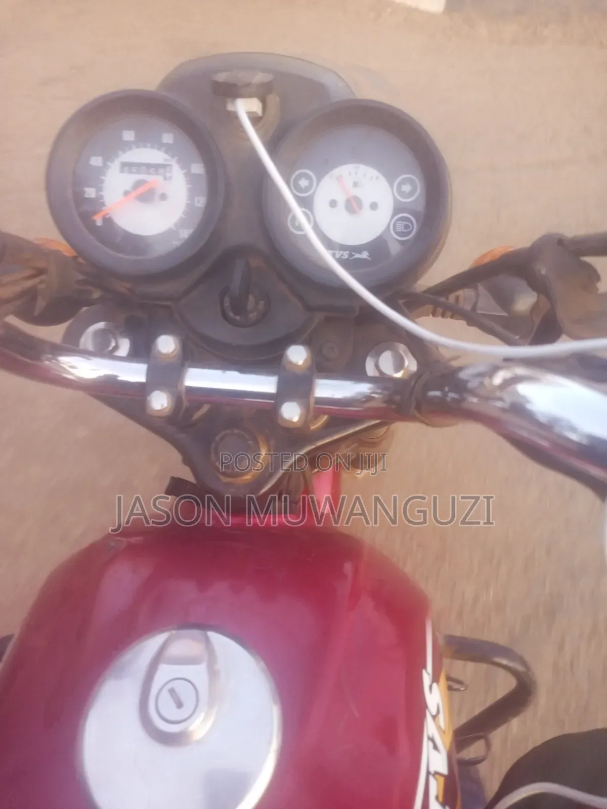TVS Apache RTR 160 2V 2024 Red