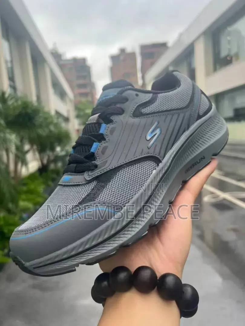 Sketchers Slip on Sneakers