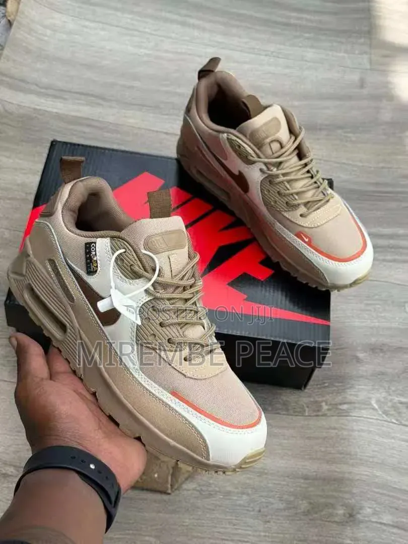 Unisex Sneakers
