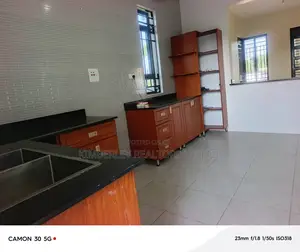 3bdrm House in Division A for sale