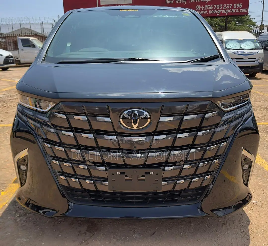 Toyota Alphard 2.5 Hybrid AWD 2023 Black