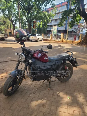 Voge 300 Rally 2023 Red