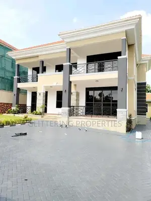 4bdrm Duplex in Nsambya Lukuli Road, Central Division for rent