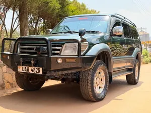Toyota Land Cruiser Prado 1999 Green