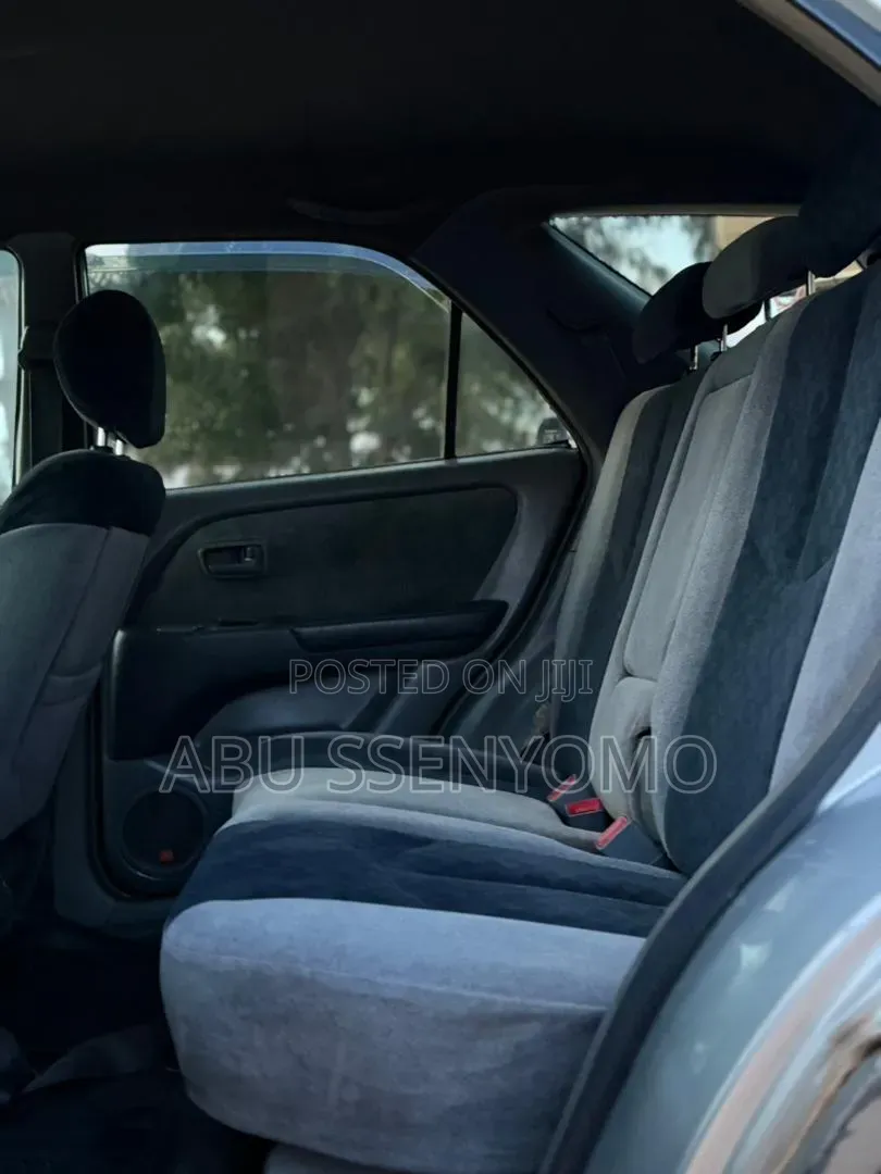 Toyota Harrier 1998 Silver