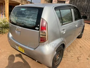 Toyota Passo 2005 Silver