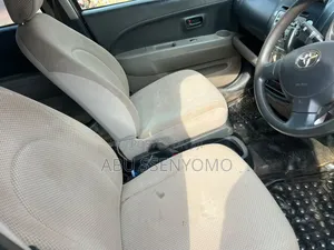 Toyota Passo 2005 Silver