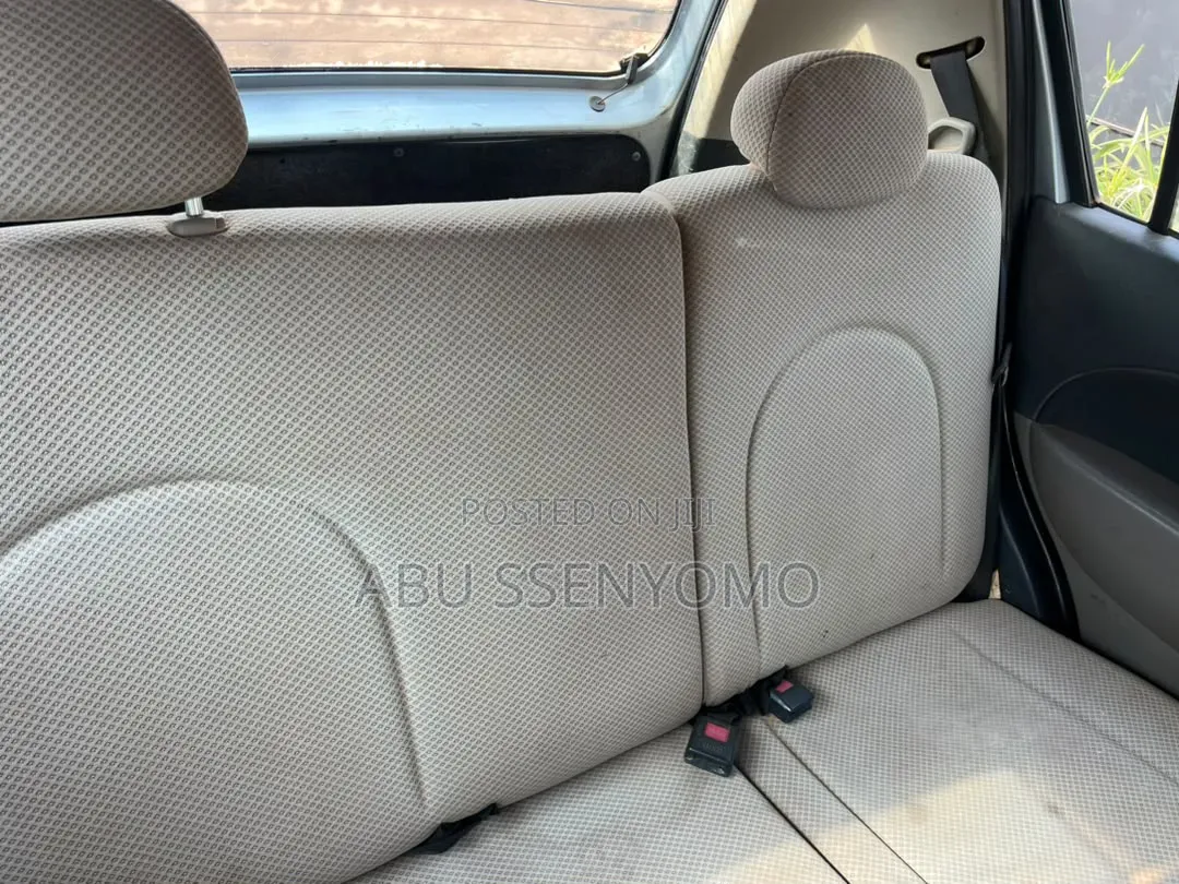 Toyota Passo 2005 Silver