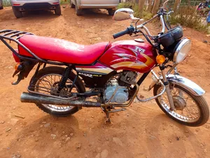 TVS Metro 2019 Red