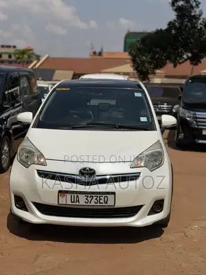 Toyota Ractis 2012 White