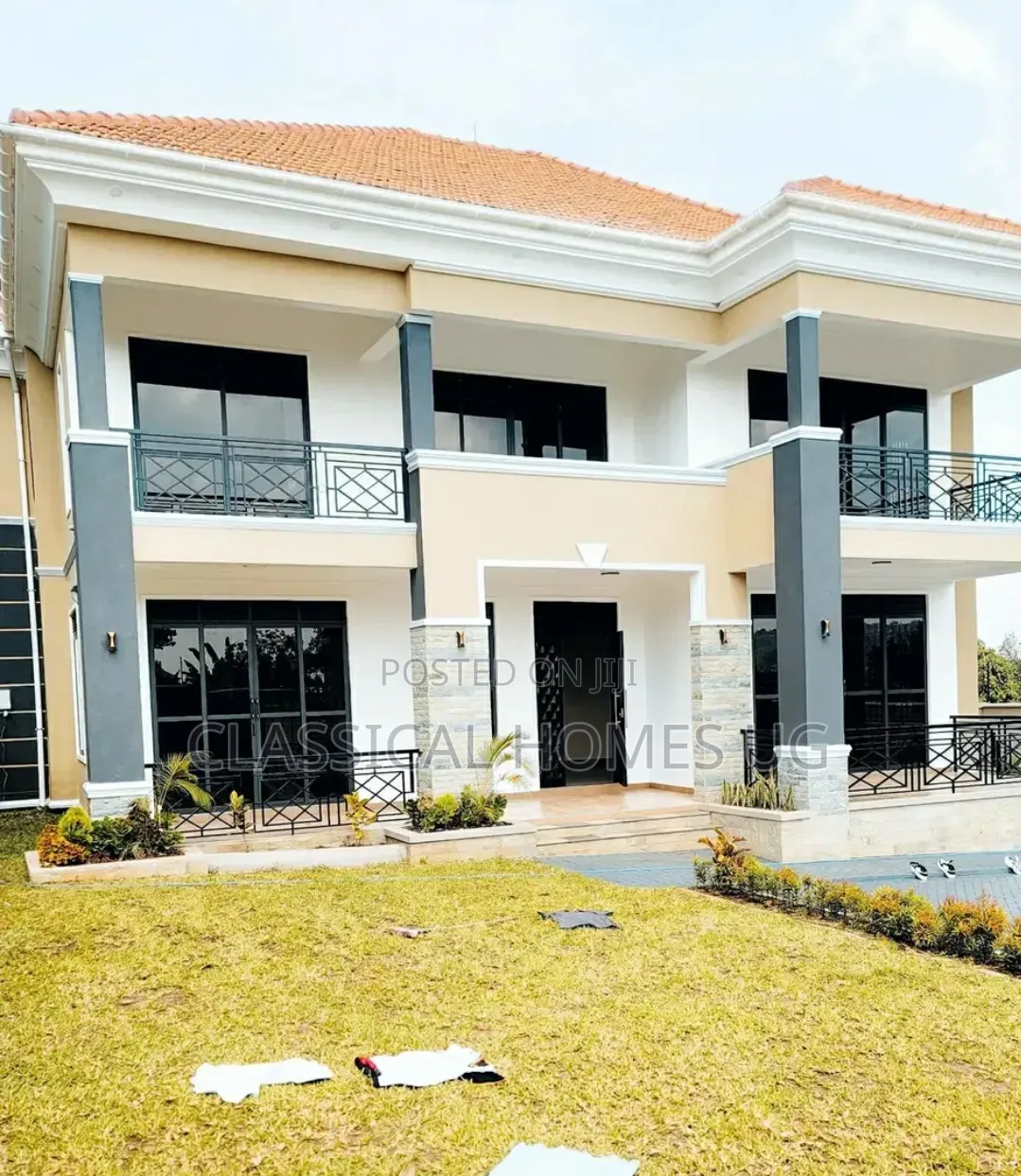 5bdrm Duplex in Muyenga, Central Division for rent