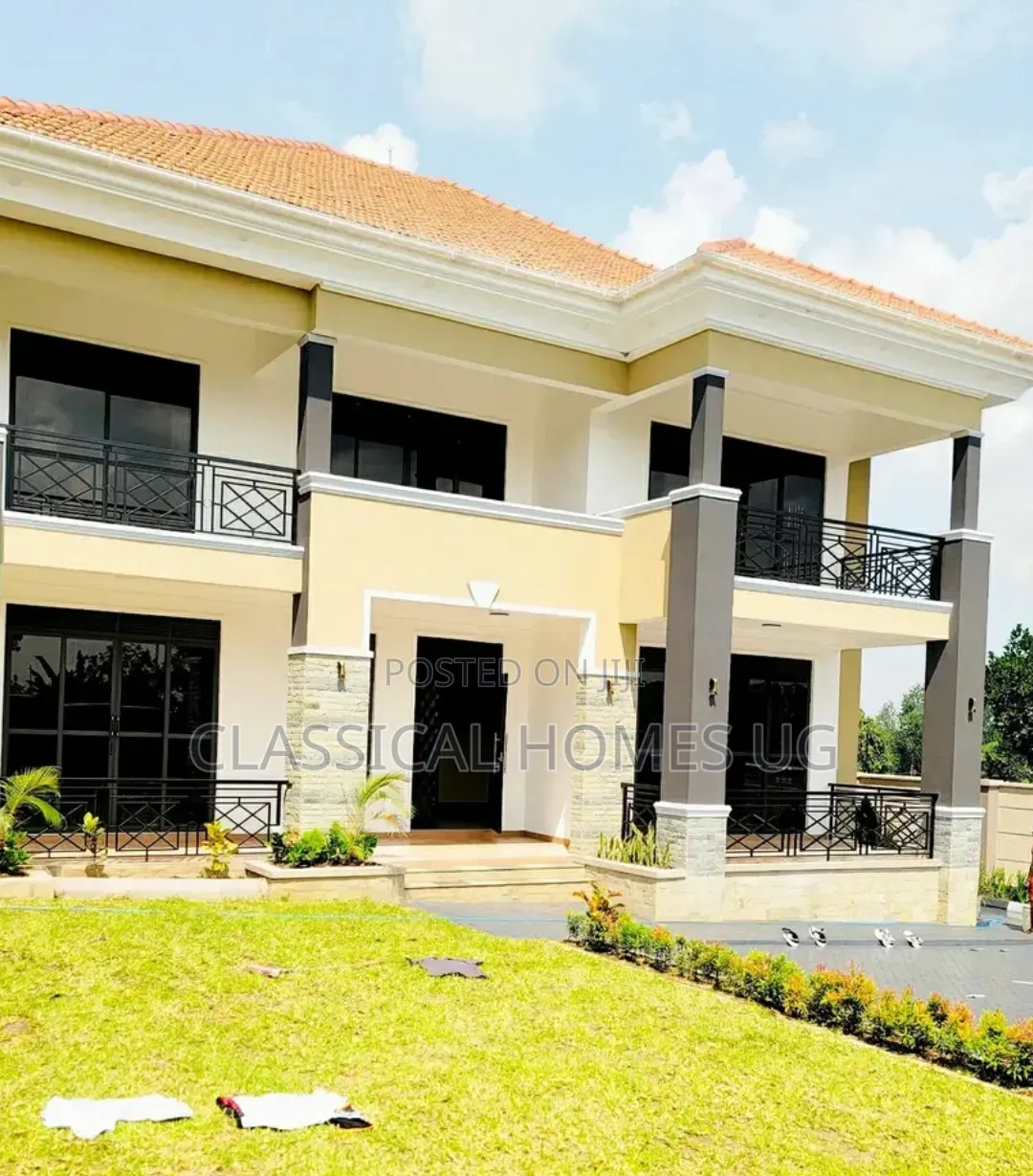 5bdrm Duplex in Muyenga, Central Division for rent