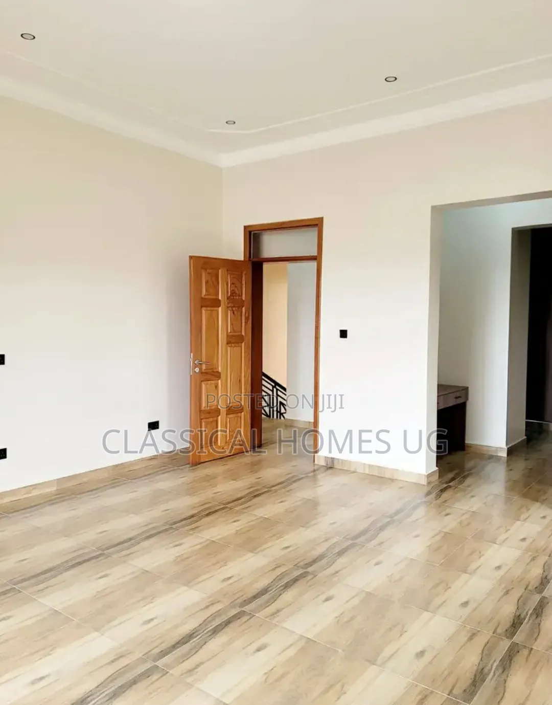 5bdrm Duplex in Muyenga, Central Division for rent