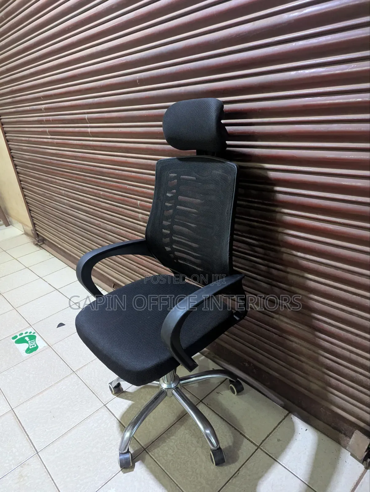 Second Hand Office Chair With Am Headrest