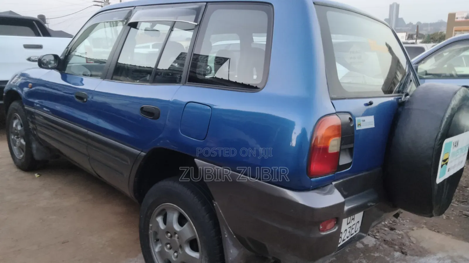 Toyota RAV4 2001 Blue