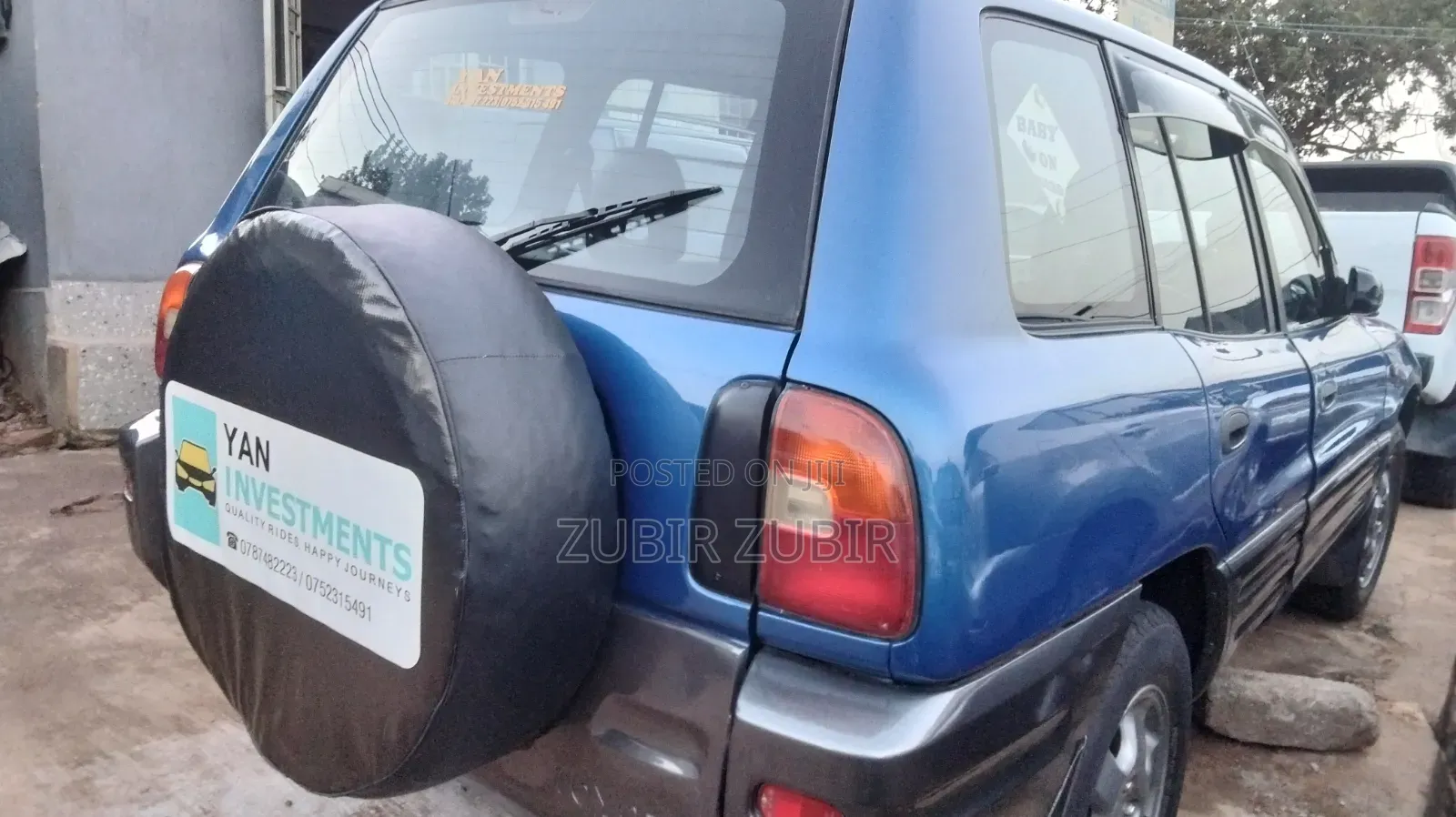 Toyota RAV4 2001 Blue